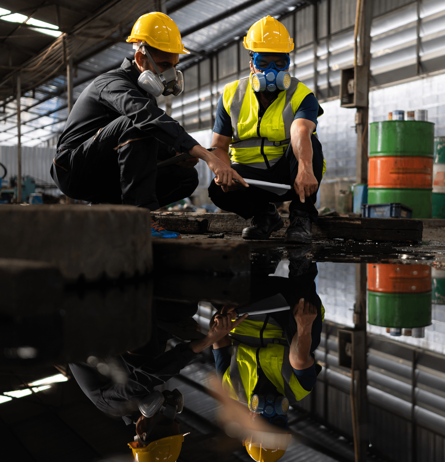 scientists-government-officials-inspect-collect-chemical-leak-samples-industrial-sites-be-thoroughly-investigated-laboratory 1